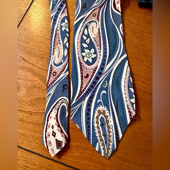 Polo by Ralph Lauren Vintage Silk Tie (Blue & Pink Paisley, 58” - Picture 1 of 5